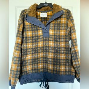 REI cooperative grey sherpa snap pullover